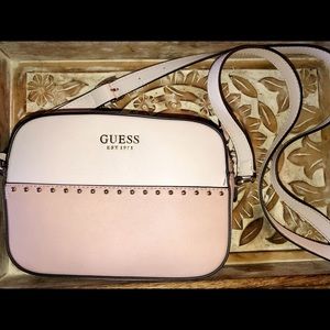 Guess crossbody purse
